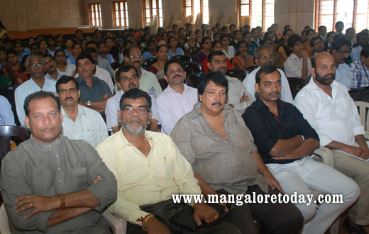 Seminar at Besant College